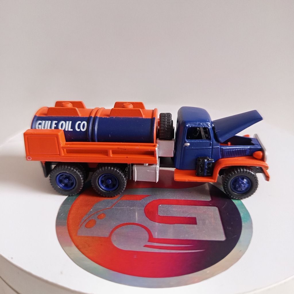 Johnny Lightning Tanker Truck Gulf Oil GMC CCKW Loose (Open Parts - VHTF) - JL