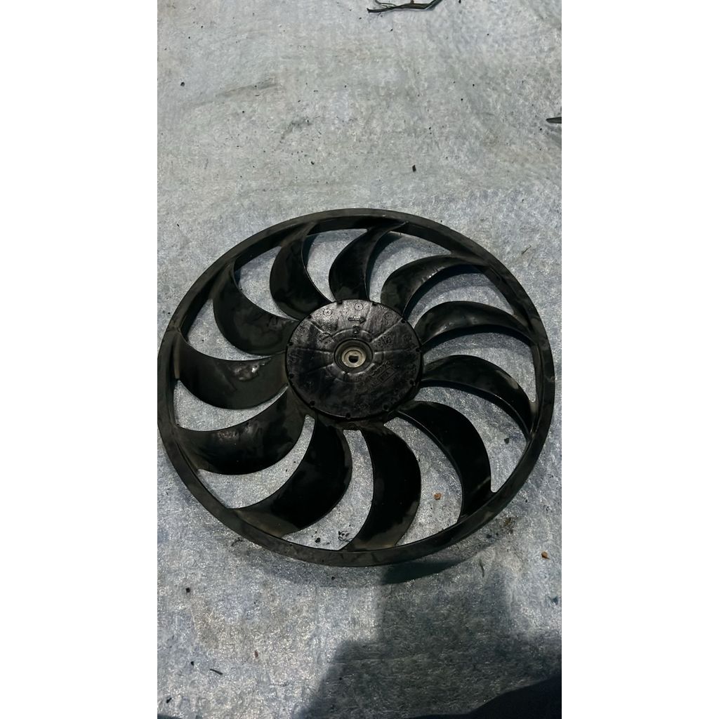Daun kipas radiator Chevrolet spin original