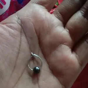 liontin monel batu hitam