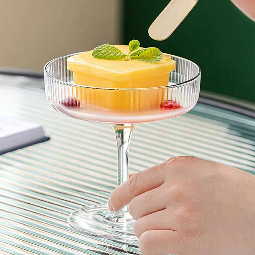 Dozzlor Gelas Kaca Aesthetic Pudding Es Krim Stripe Dessert Glass - L005 Warna Transparan Isi,220ml