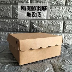 Dus coklat EMBOS 15 x 15 x 7 cm