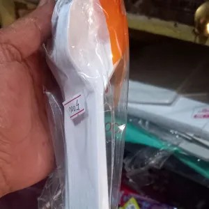 sendok makan plastik,yg bagus