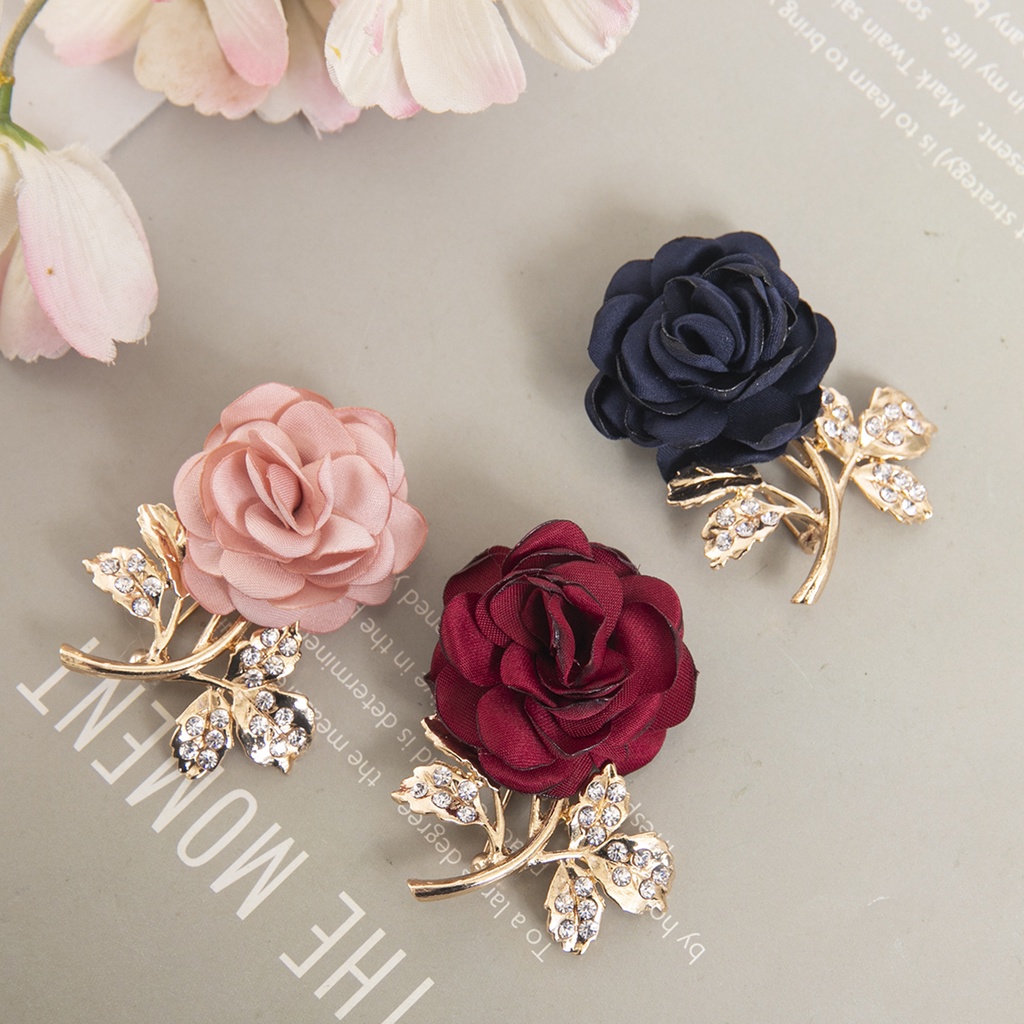 Versi Korea Bros Mewah Mutiara Berlian Imitasi Opal Bros Temperamen Elegan Bros Perhiasan Populer/Rose brooch Kain Bros