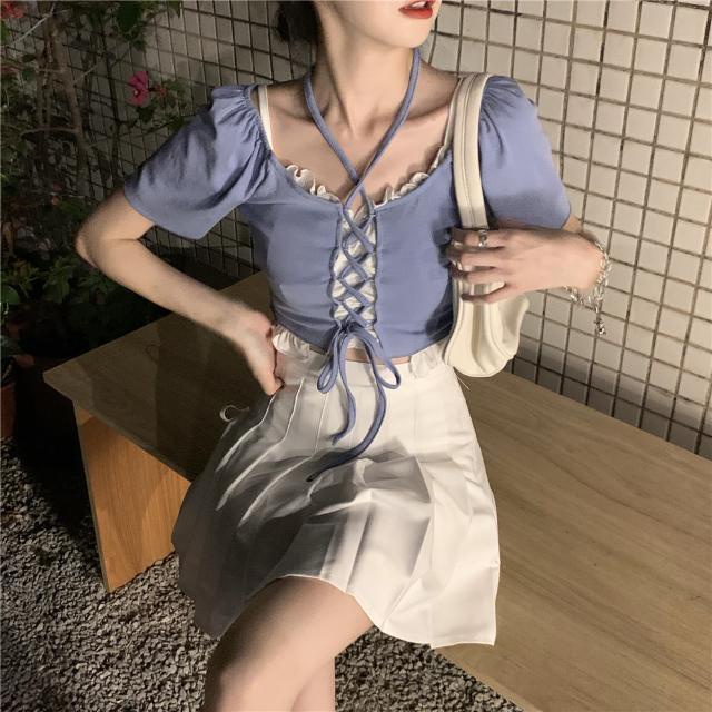 Red Pendek Menggantung Leher One-Shoulder Slim Fit T-shirt Wanita Rasa Desain Niche Dua Setelan Jas Baru Lengan Pendek atasan