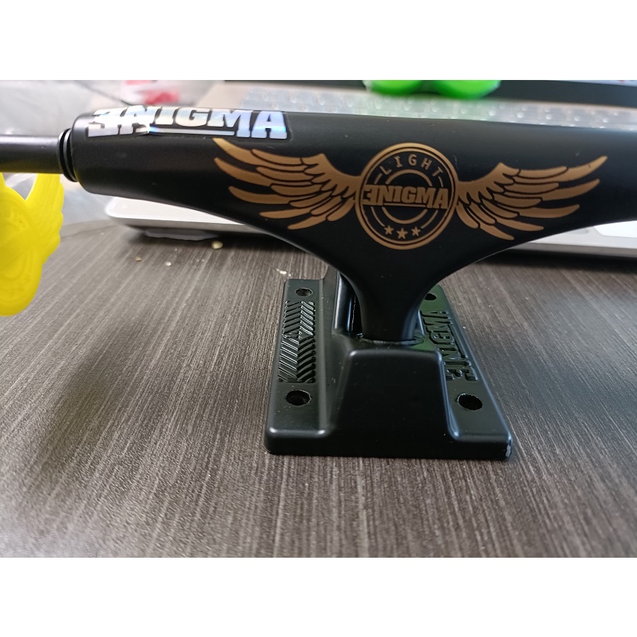 Skateboard TRUCK 5.25 INCH DOUBLE HOLLOW LIGHT TRUCK PRO Berkualitas Warna Hitam - ENIGMA (FREE HARDWARE)