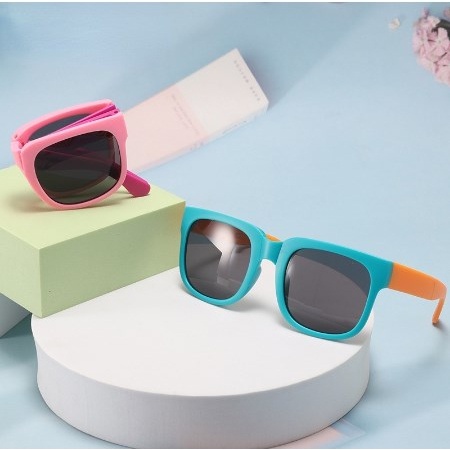 【Bayar di tempat】Kacamata Hitam Anak-Anak Yang Dapat Dilipat Cermin Kacamata Pantai Fashion square sunscreen sunglasses