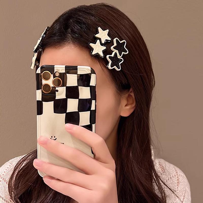 【Bayar di tempat】Y2k Klip Rambut Gaya Milenial Hitam Putih Pentagram Hair Clip Hiasan Rambut Gadis Lucu