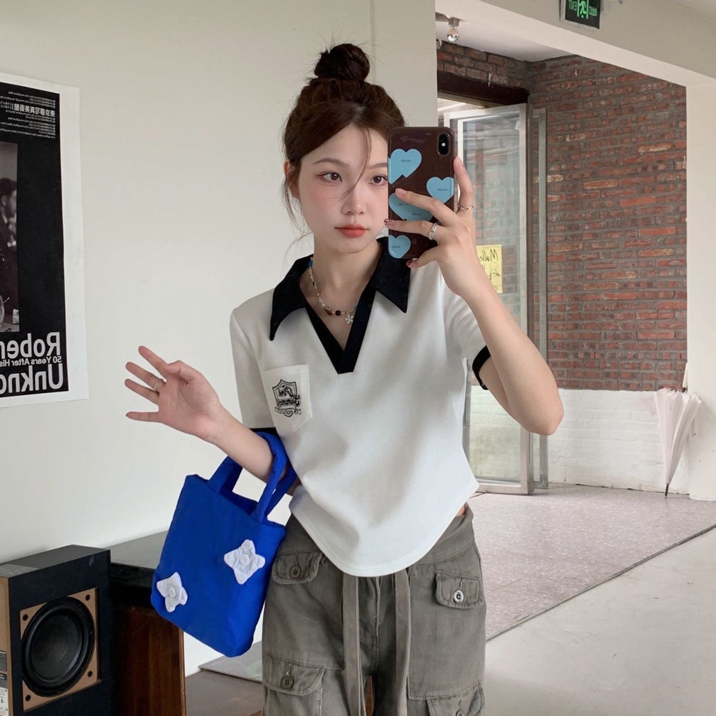 Red Katun Lengan Pendek T-shirt Wanita 2022 Musim Panas Baru College Slim Polo Kerah T-shirt In Top