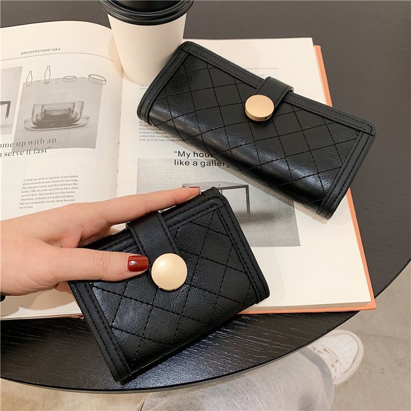 Sera Niche Retro Design Dompet Wanita Pendek Trendi Bahan Kulit Lembut Anti Maling Anti Degaussing Tahan Lama Dompet Multi Kartu