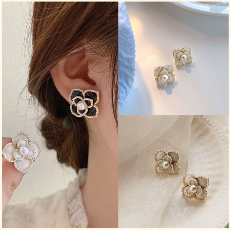 【Bayar di tempat】Anting Vintage Gaya Perancis Anting Bunga Camelia Mutiara Elegan Ringan Anting Mewah