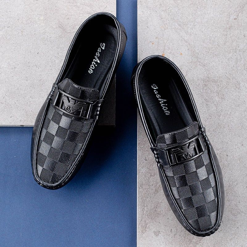 Spatu Pria2024Baru Tods Sepatu Kasual Bersirkulasi Sepatu Kulit Atasan Rendah Bawah Lemb00