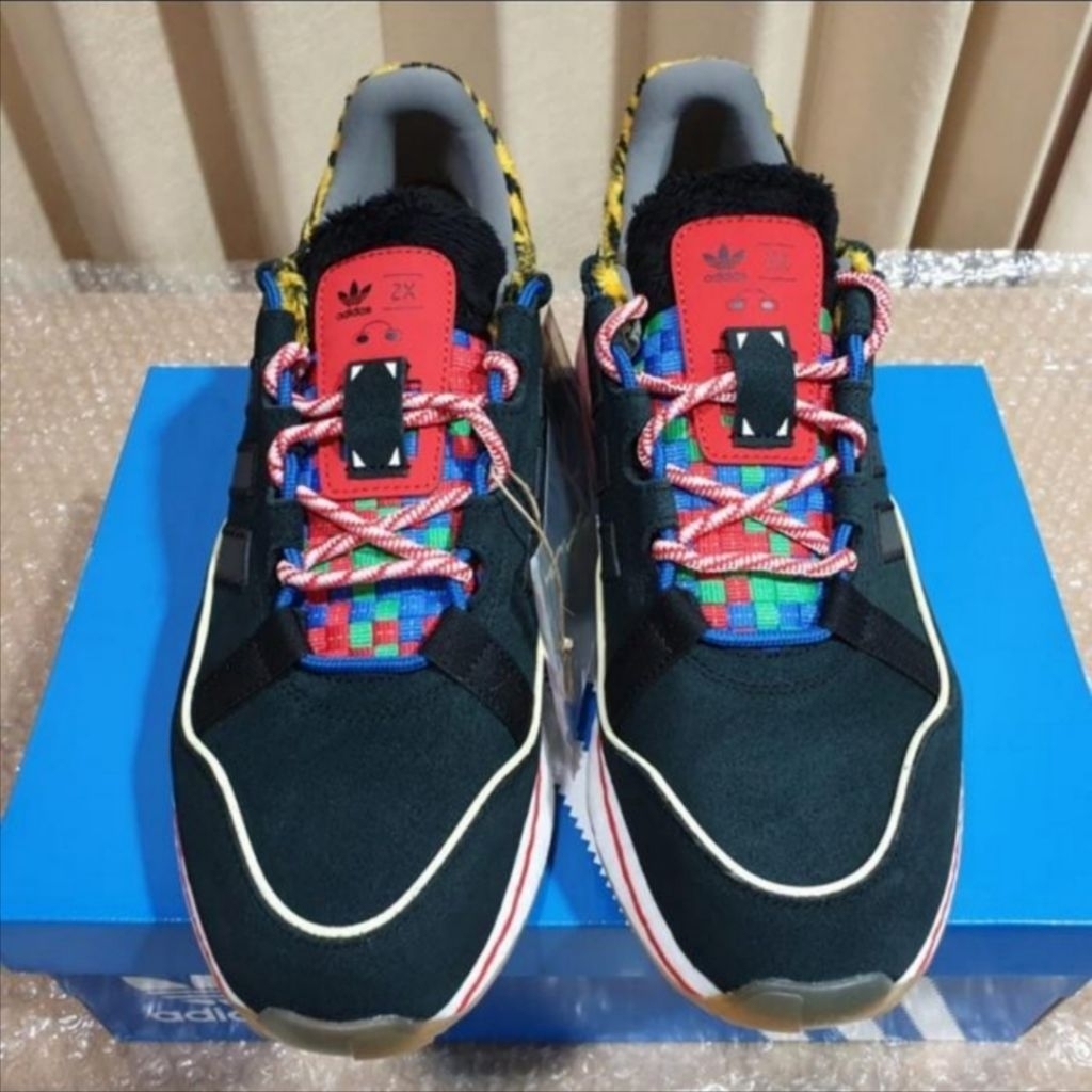 Sepatu Adidas Zx 2k Boost pure x Atmos
