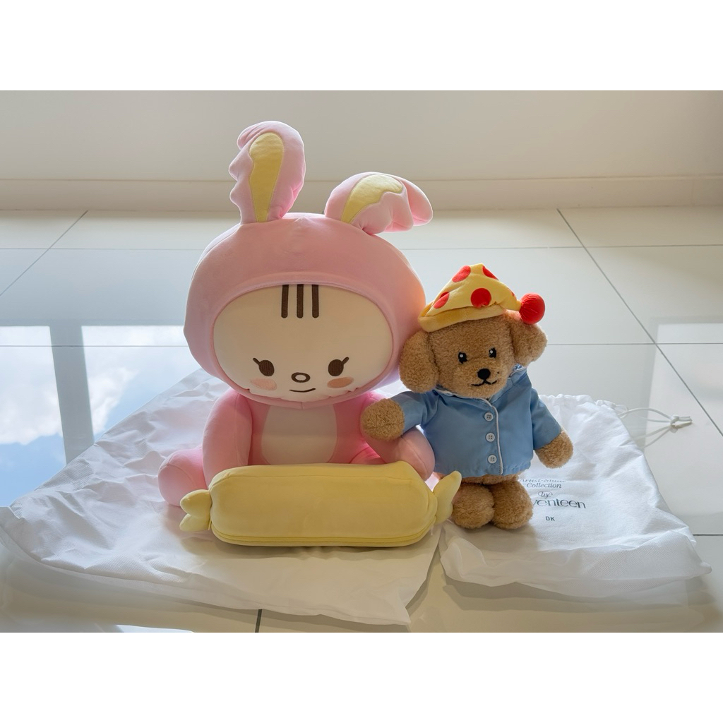 [JEONGHAN] PLUFFY TORAM & BLANKET SET