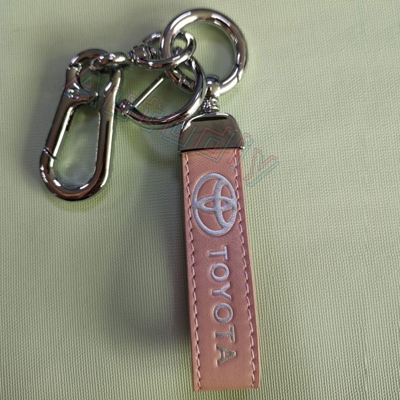 【 Ready Stock 】 ISUZU Leather Key Chain Keychain ISUZU TOYOTA NISSAN HONDA MITSUBISHI Keychain Car Key Keyring