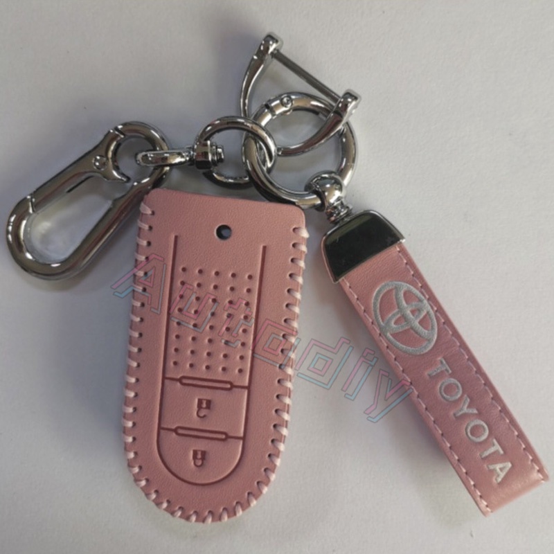 【 Ready Stock 】 ISUZU Leather Key Chain Keychain ISUZU TOYOTA NISSAN HONDA MITSUBISHI Keychain Car Key Keyring
