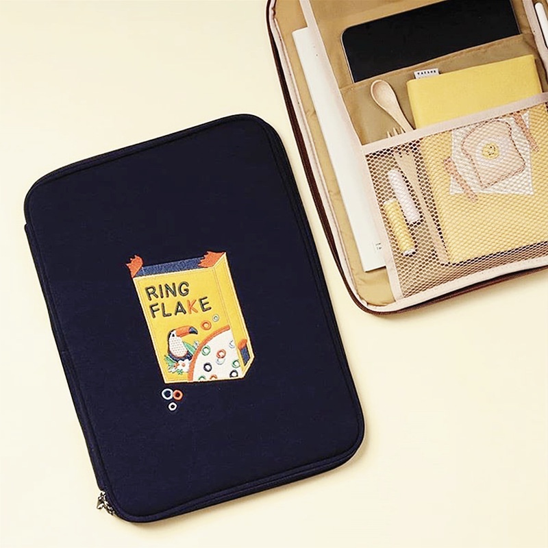 Sleeve Pouch Sarung Tas Bag Case Ipad Tab Tablet Macbook Air Pro Laptop Asus Acer Lenovo HP Huawei 11 12 13 14 15 inch Motif Gambar Egg Bird Burung Woodpecker Flakes Warna Kuning Biru Navy Lucu Cute Murah Korean Model Banyak Slot Ruang Stationary