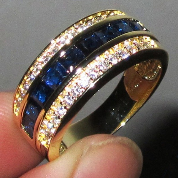 Goldkingdom Aksesoris Perhiasan Fashion Ready Stock Berlian Penuh Safir Cincin Berlian Persegi Eropa Dan Amerika Berlapis Emas Asli Kadar 375 Flash Diamond Ring Untuk Pria Dan Wanita