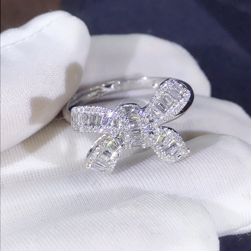 Goldkingdom Fashion Perhiasan Aksesoris Ready Stock Baru Busur Tangga Cincin Berlian Yang Indah Mewah Cincin Berlian Temperamen Perempuan Pernikahan Cincin