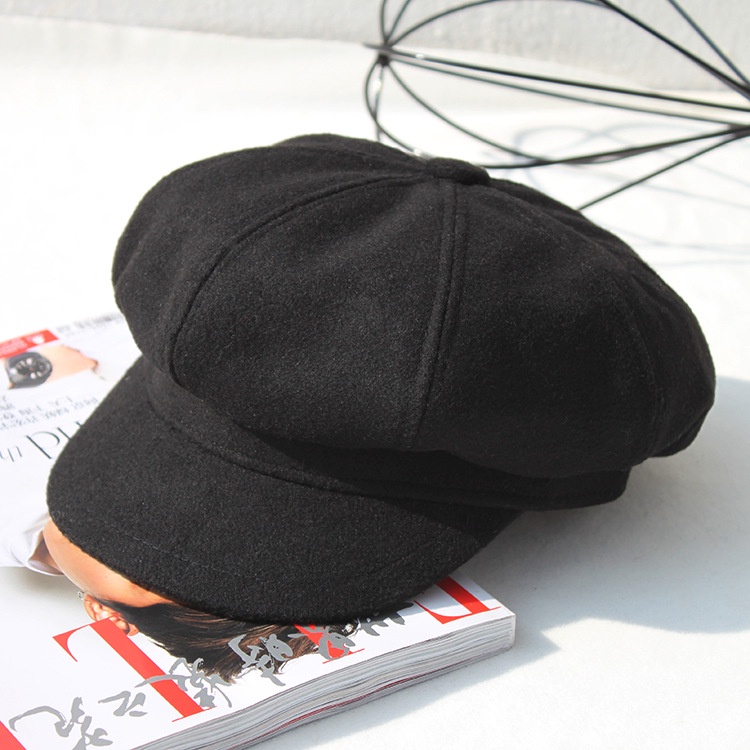 Beret cap woman Vintage casual Baret Pelukis Korea Lembut Dan Nyaman Topi Oktagonal Hitam Topi fashion