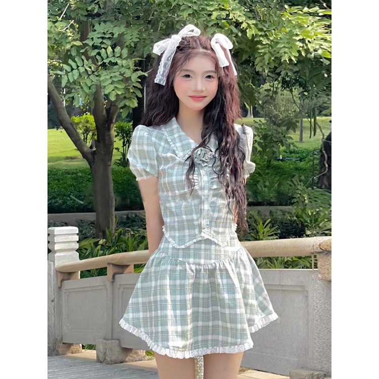 Red Qilixiang Mori Manis Plaid College Wind Puff Lengan Baju Pendek + Set Rok Musim Panas Baru Wanita