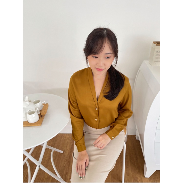 Kadaka T-0400 Kemeja Wanita Long Sleeves Shirt