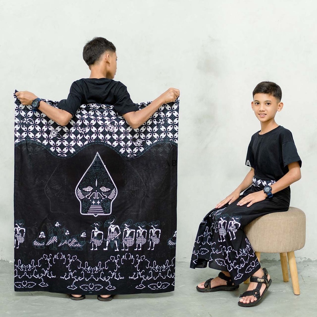 Sarung Wayang Anak  - Wkstore Exclusive - Sarung Batik Santri