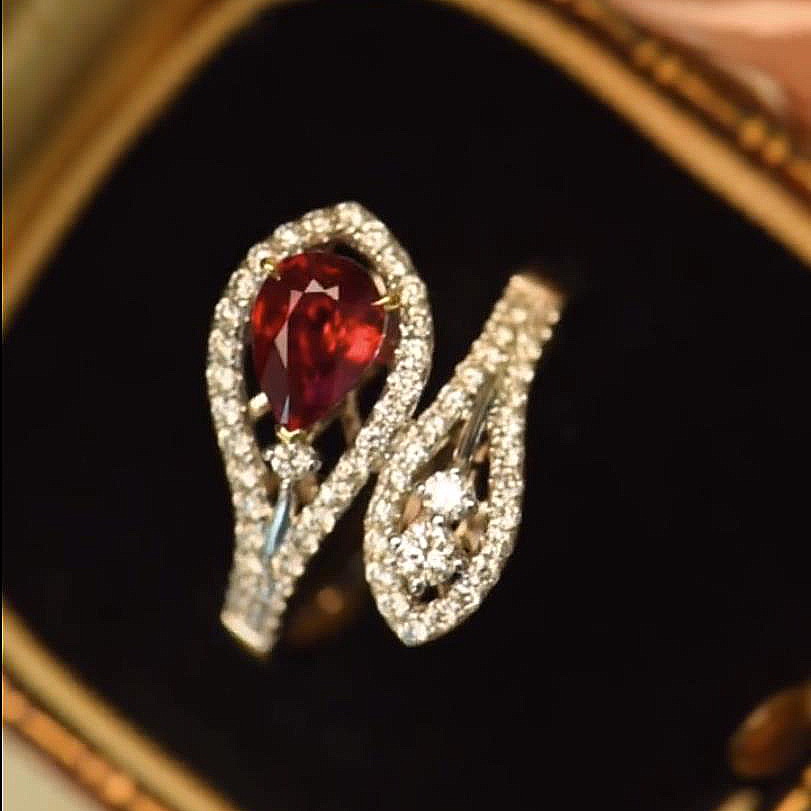 Goldkingdom Aksesoris Perhiasan Fashion Ready Stock Cincin Ular Batu Industri Berat Darah Burung Merpati Ruby Berwarna Cincin Pembukaan Harta Karun