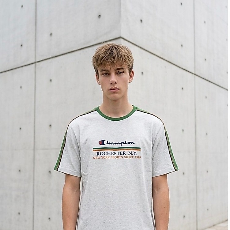 TSHIRT CHAMPION VINTAGE / KAOS CHAMPION