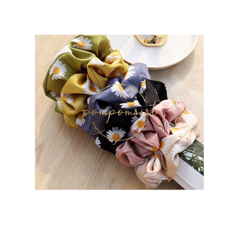 PGC SCRUNCHIE SATIN SILK JEPANG / Ikat Rambut Wanita / Cepol jilbab SCRUNCHIE KOREA BIG