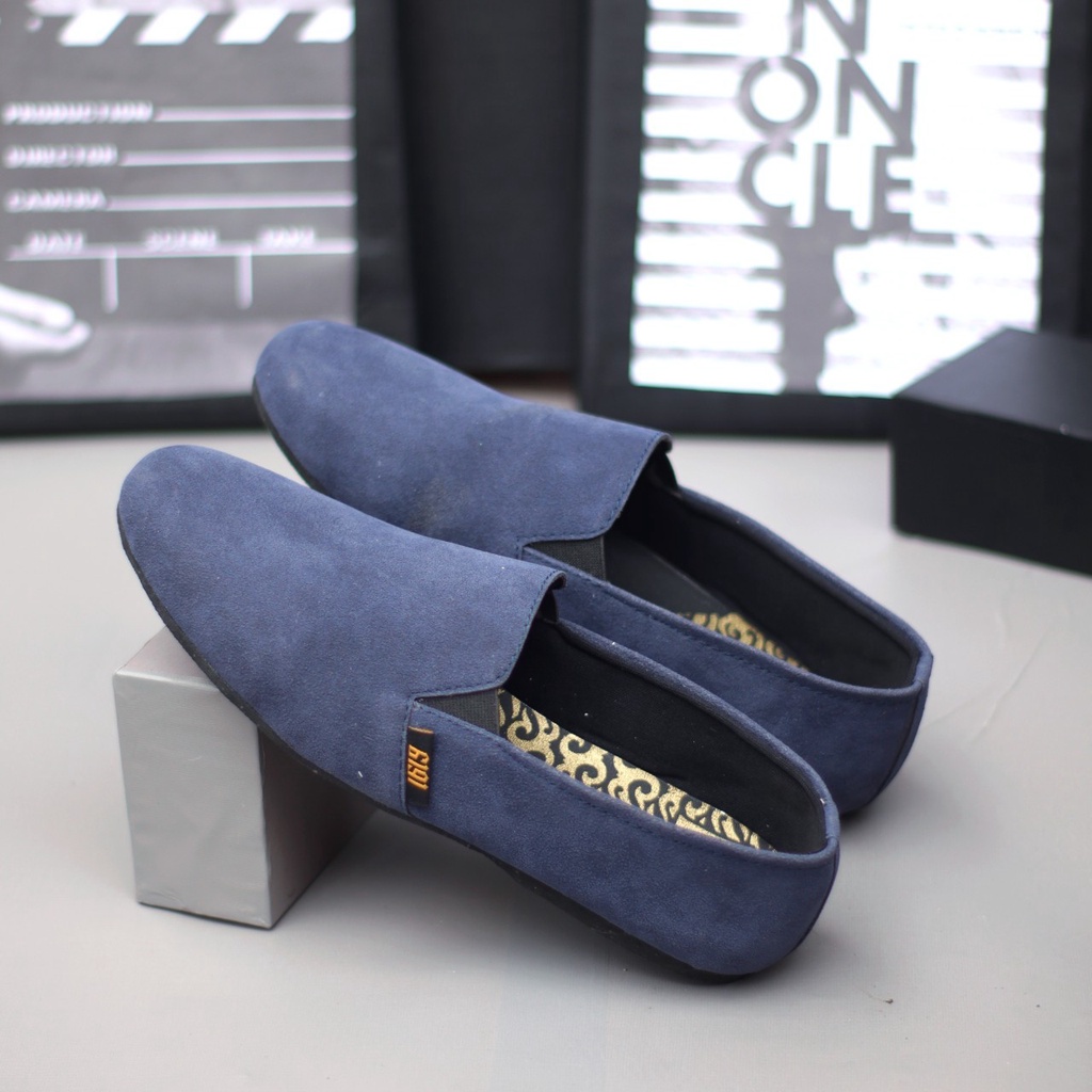 CHORD Sepatu Slip On Casual Pria Kulit Sintetis Simple Murah Original Ringan Nyaman