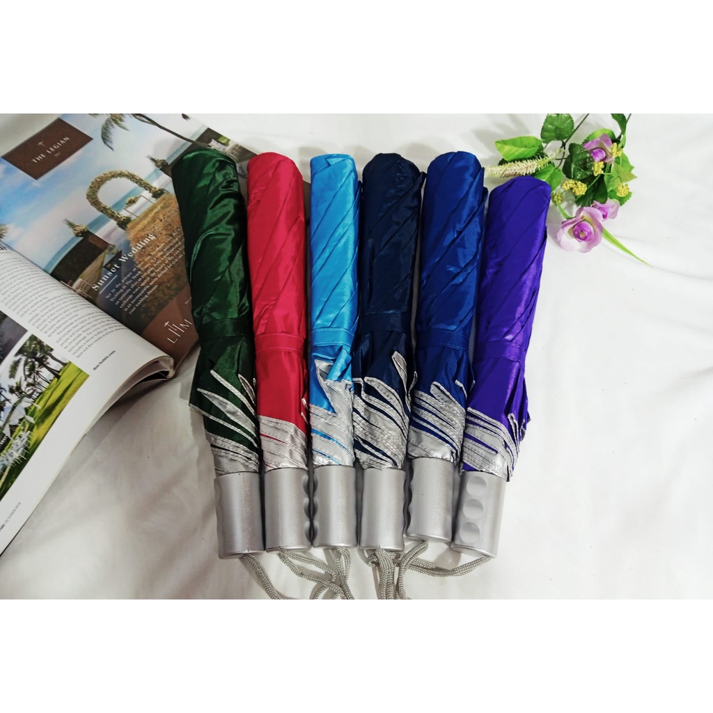 Payung Lipat 2 Warna Warni Lapisan Silver