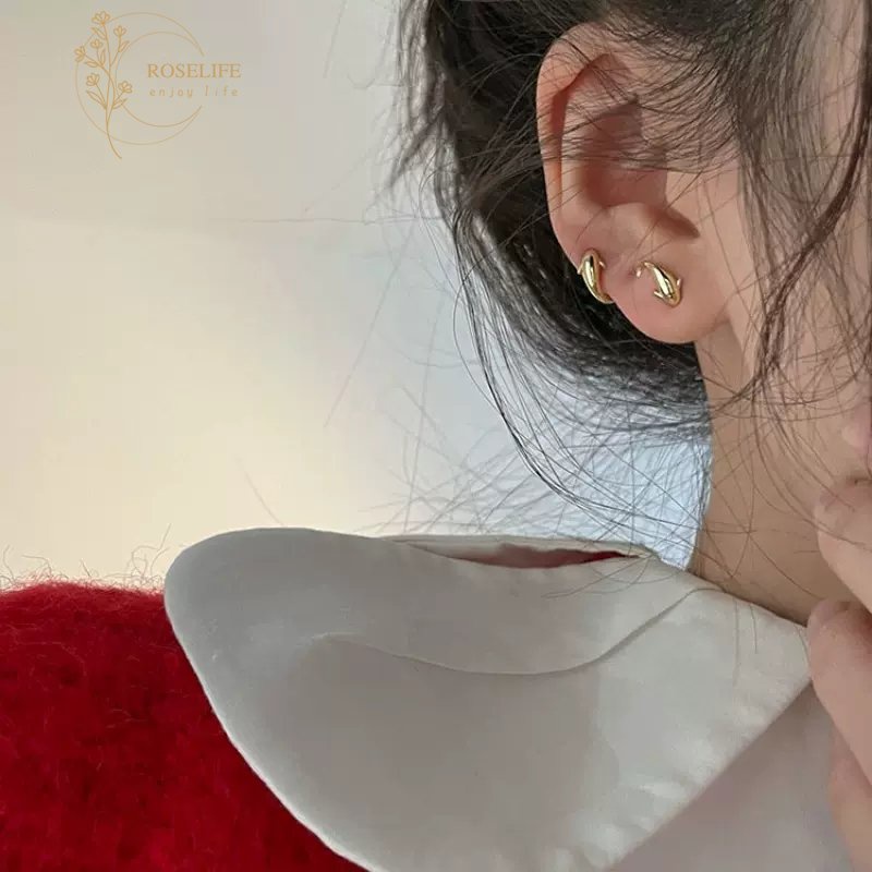 1 Pasang Anting Stud Bentuk Ikan Lumba-Lumba 3D Bahan S925 Silver Anti Alergi Gaya Korea Untuk Wanita