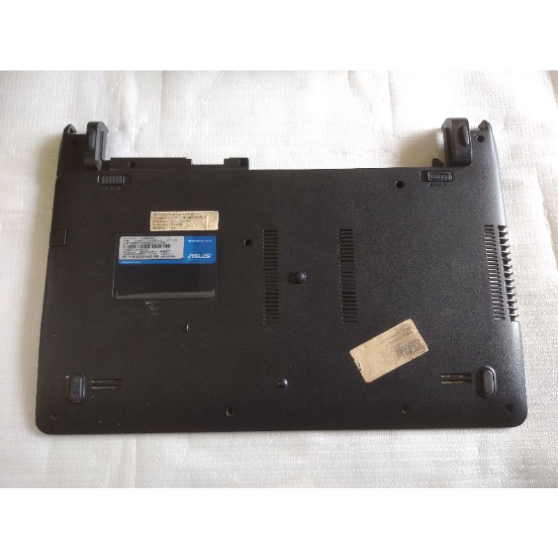 casing bawah battom case  laptop Asus x401u x401 401