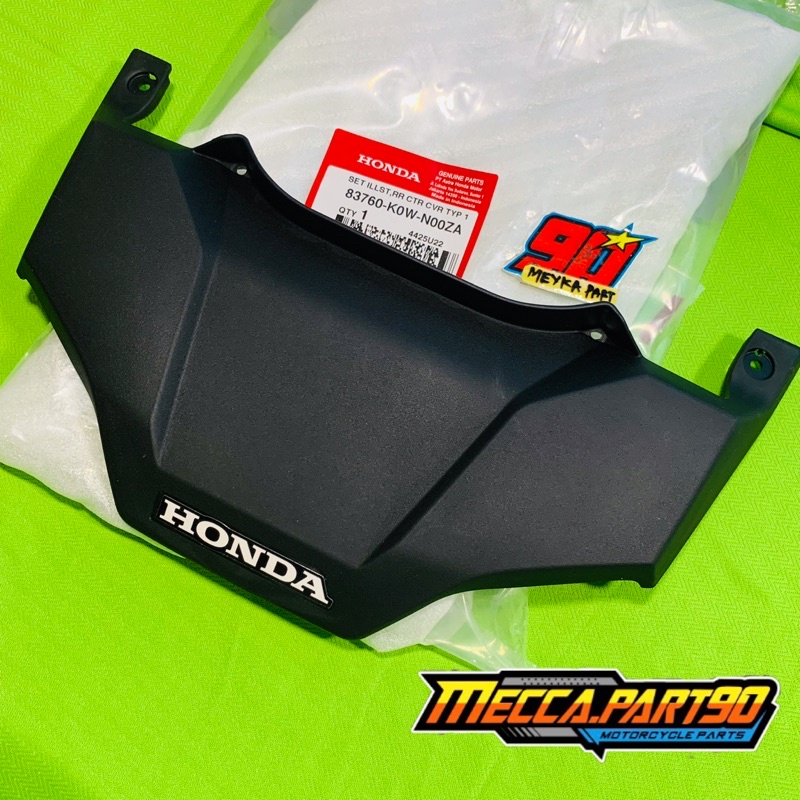 CENTER COVER SAMBUNGAN BODY BELAKANG TUTUP ATAS LAMPU BELAKANG ADV 150
