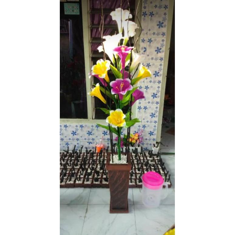 Bunga Hias Plastik Lily bunga hias 2 meter sudut ruangan grosir