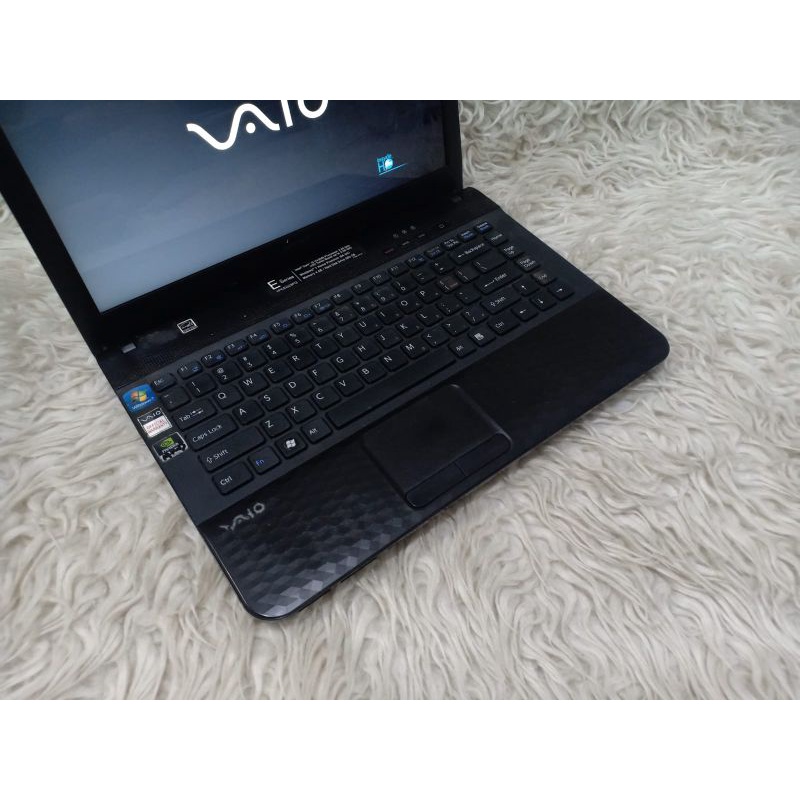 Laptop Sony Vaio VPCEG28FG Ram 4GB seri AMD (U769)