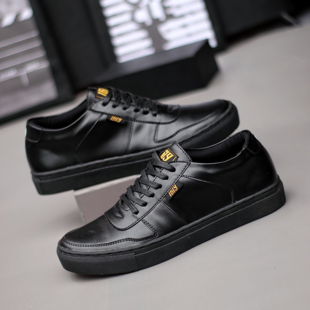 Sepatu Casual Kasual Sneakers Pria Kulit Pu/Cowok/Men Lokal Ori Original Footwear Sepatu Kasual Kerja kuliah Kondangan Gaya Santai Keren Kekinian