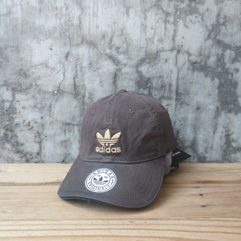 Topi Dadhat Adidas Coklat