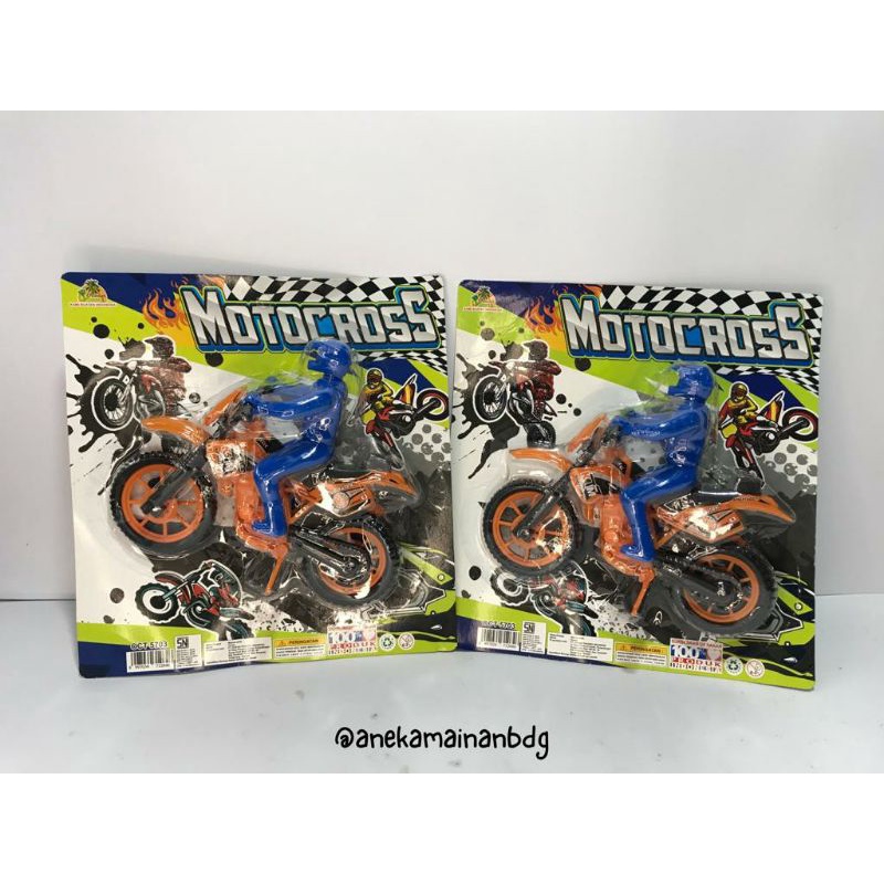 MAINAN MOTOCROSS + ORANG