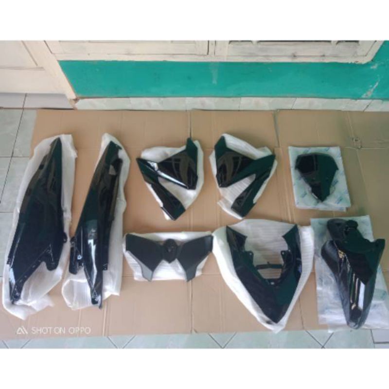 full set body halus motor honda vario 125/150 hitam glosy 2014-2017