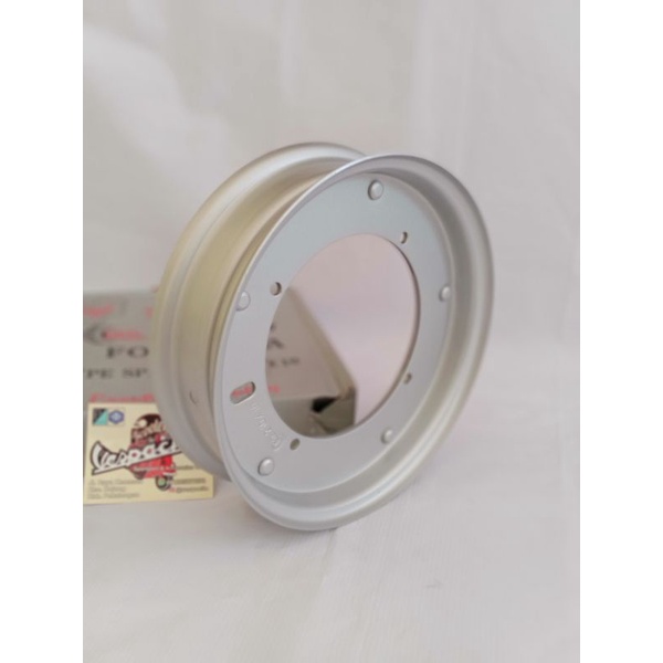 velk/pelek vespa ps banci ring10