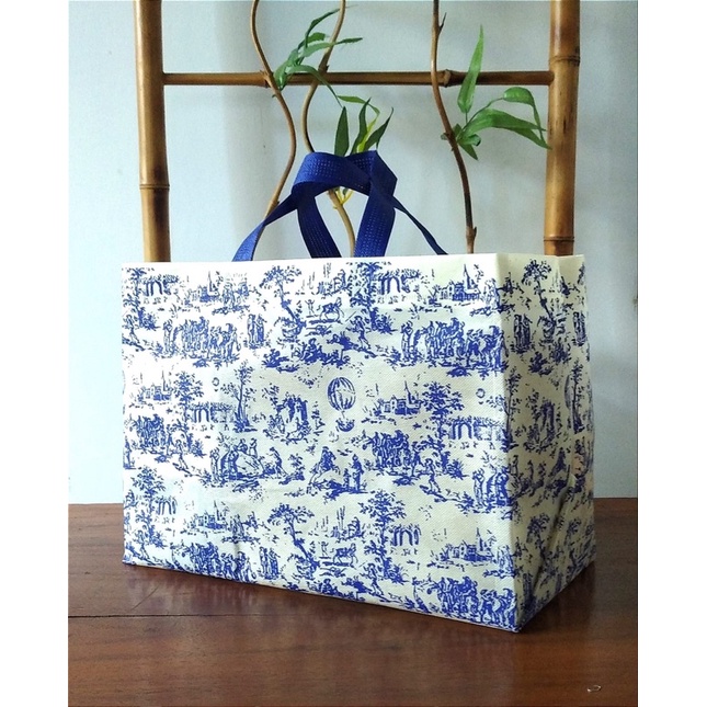 

RYAGAKO Goodie Bag Tas Spunbond 35 cm 20 cm Hajatan Nikahan Souvenir Lebaran Idul Fitri Tas Berkat Tas Hantaran Hamper Tahlilan Parcel Jumbo