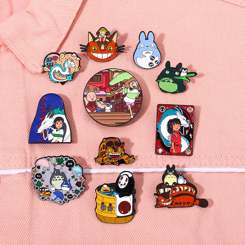 Bros Pin Enamel Desain Kartun Anime Totoro / Chihiro / Haku / No Face Man Gaya Klasik Untuk Anak