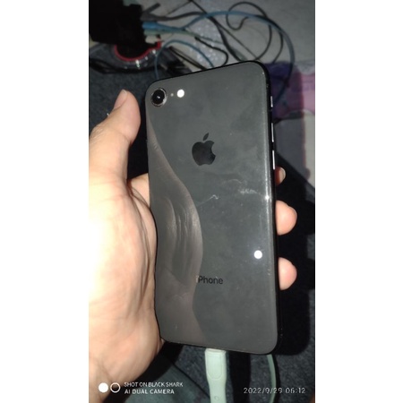 hp murah apple iphone 8 dark grey 64GB siap pakai