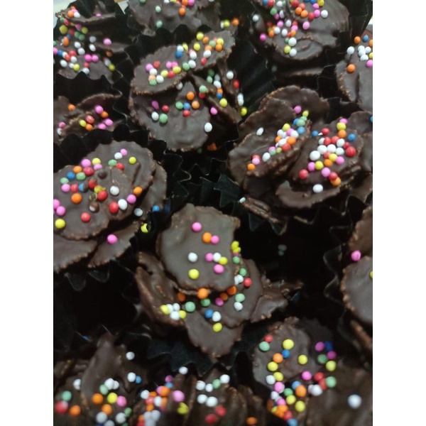 

CookiesQyu - COKLAT CRUNCH Kue Kering Premium (375g)