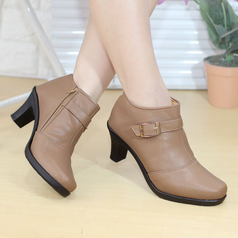 Sepatu boots wanita Bmr 02