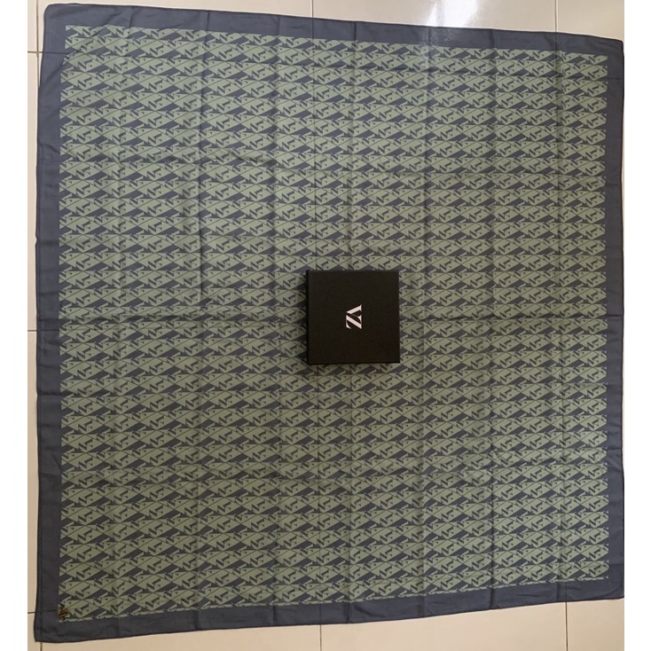 PRELOVED VVGC LAWNA SCARF VIVI ZUBEDI WARNA SAGE BLUE BUTTONSCARVES MONOGRAM SERIES COMFY SET BENANG