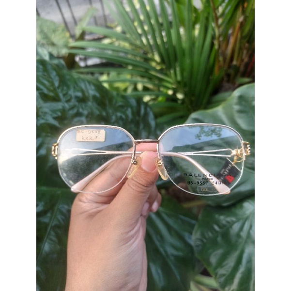 kacamata vintage merk Balenciaga Paris 9557