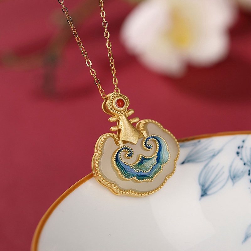 Kalung Lapis Emas Sterling Silver Dengan Liontin Batu Giok Hetian Cloisonne Ruyi