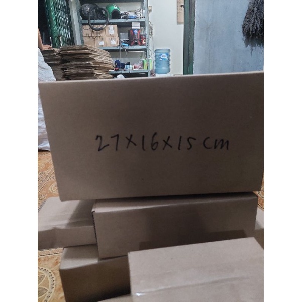 

kardus packing 27x16x15 cm tebal 3mm ( P x L x T )